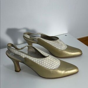 Thomas Wallace gold shoes beautiful condition